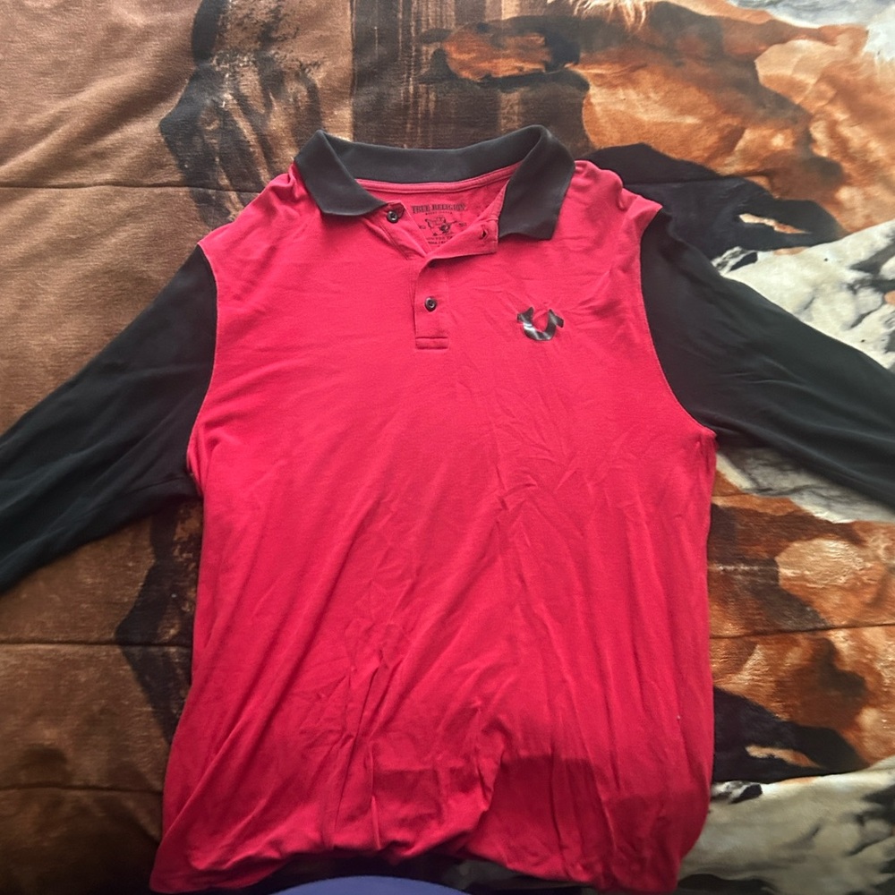 True religion long sleeve red and black